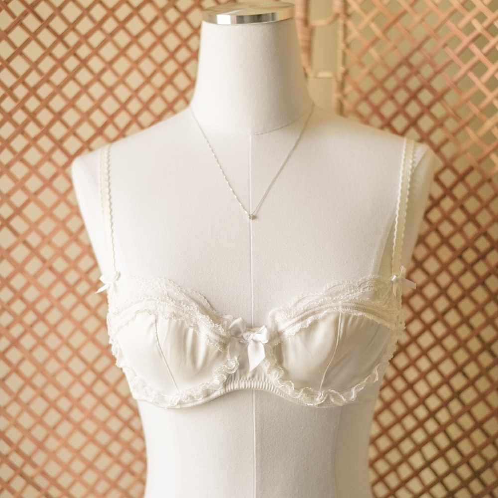 Vintage Victoria’s Secret Bra